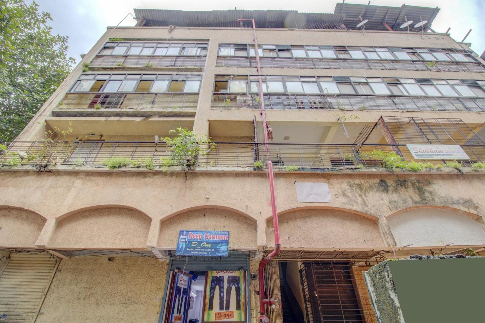 Hotel Della Comfort Near Ambreshwar Shiv Mandir, Ambernath Amarnāth Eksteriør billede