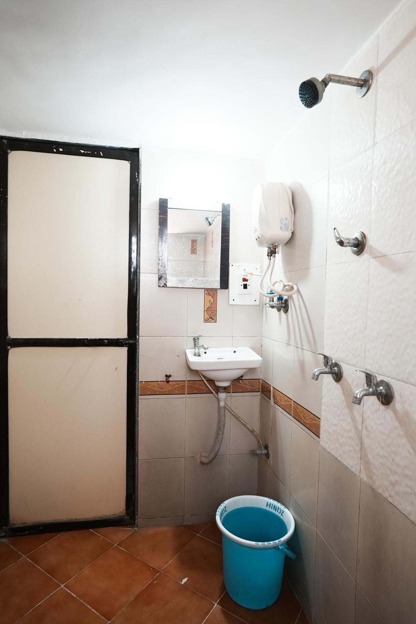 Hotel Della Comfort Near Ambreshwar Shiv Mandir, Ambernath Amarnāth Eksteriør billede