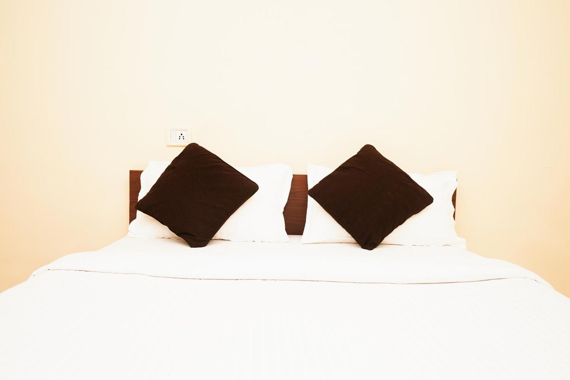 Hotel Della Comfort Near Ambreshwar Shiv Mandir, Ambernath Amarnāth Eksteriør billede